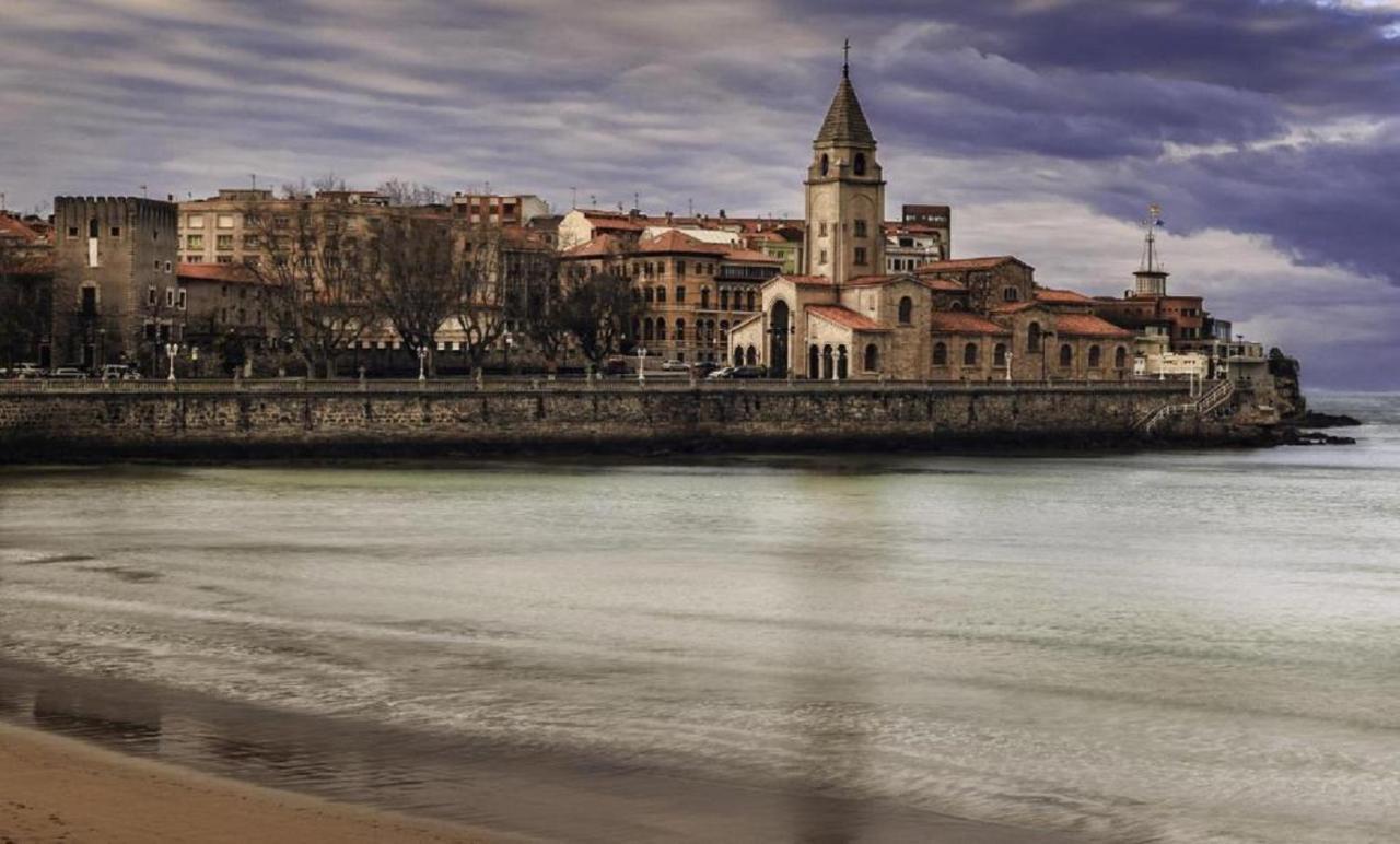 Apartamento Xana Gijon Bagian luar foto